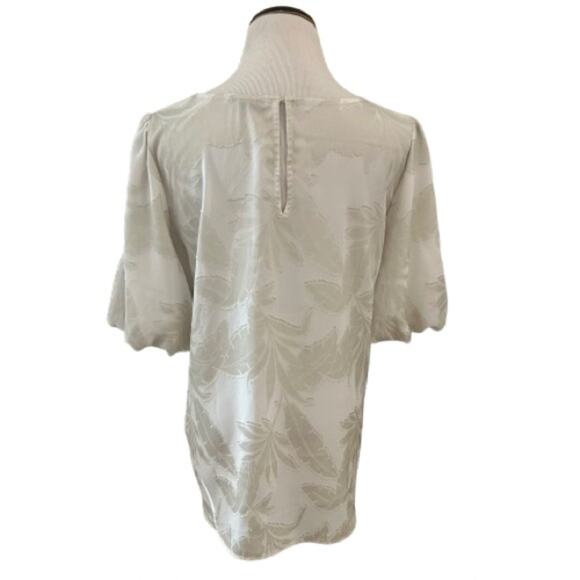 GUC Ann Taylor Cream Floral Burnout Puff Sleeve Blouse. Size M. - Picture 8 of 11